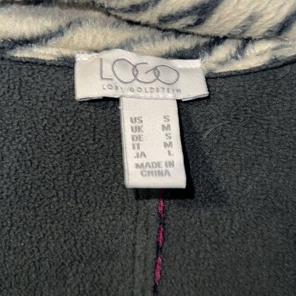LOGO by Lori Goldstein Reversible Fleece Coat Very Berry-S - Picture 11 of 11